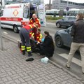 FOTOD | Tallinna kesklinnas jäi vanem naine ülekäigurajal auto alla
