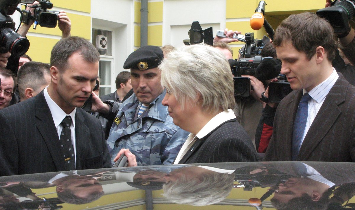 Marina Kaljurand peale pressikonverentsi, mille käigus teda rünnati