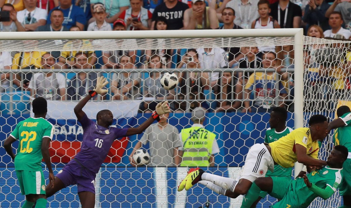 Kolumbia lööb Senegalile värava