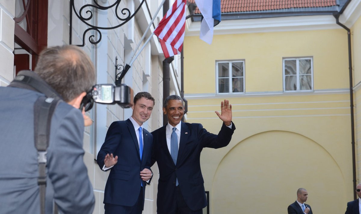 Taavi Rõivas ja Barack Obama Stenbocki maja trepil