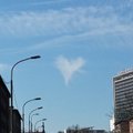 LUGEJA FOTOD: Südamekujuline pilv Tallinna kohal!