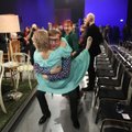 FOTOD | Viuhh ja hopsti: teatriauhindadel võidutsenud Külli Teetamm hüppas suurest õnnest kolleegile sülle!