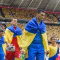 Ukraina jalgpallurid saatsid peatreeneri riietusruumist välja, et üksteise peale karjuda
