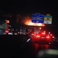 Delfi ja EPL Pariisis: Kiviviske kaugusel Charles de Gaulle'i lennujaamast põles sillal veok lahtise leegiga