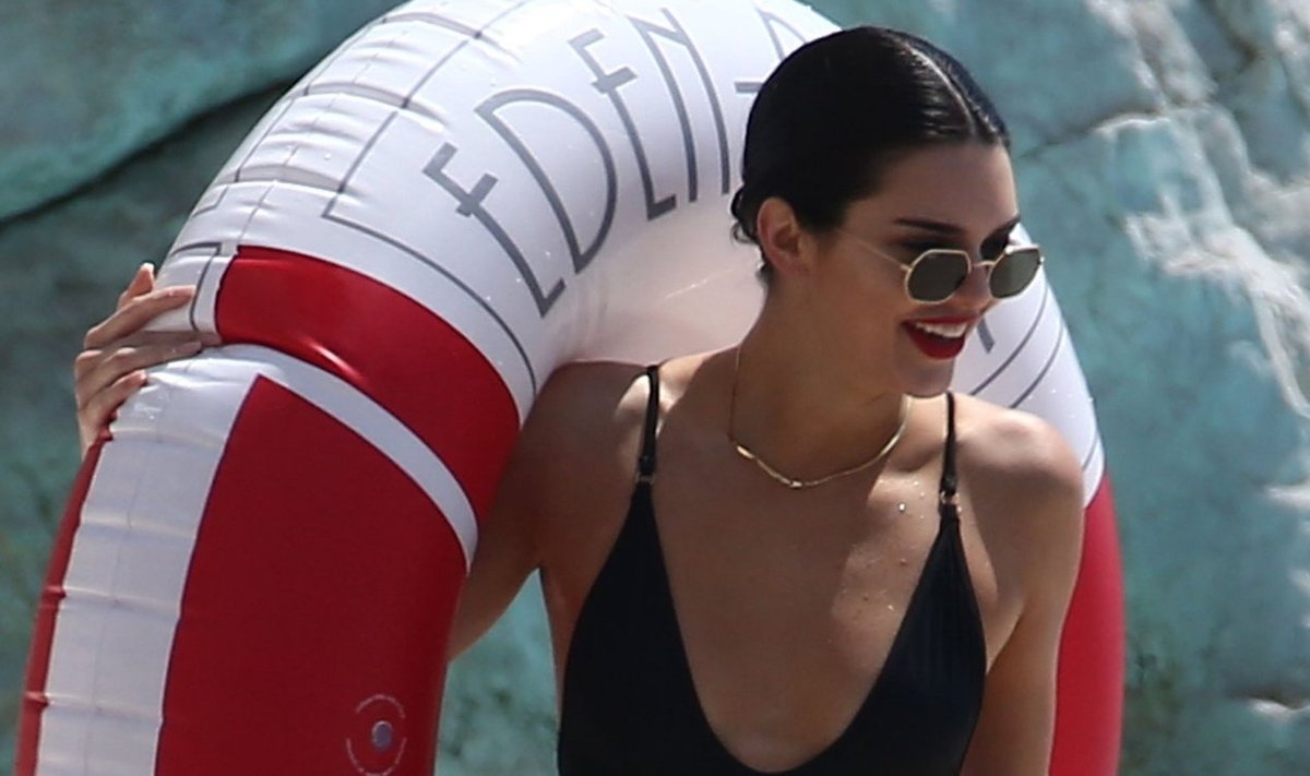 Kendall Jenner on üks "Toblerone tunneli" promojatest