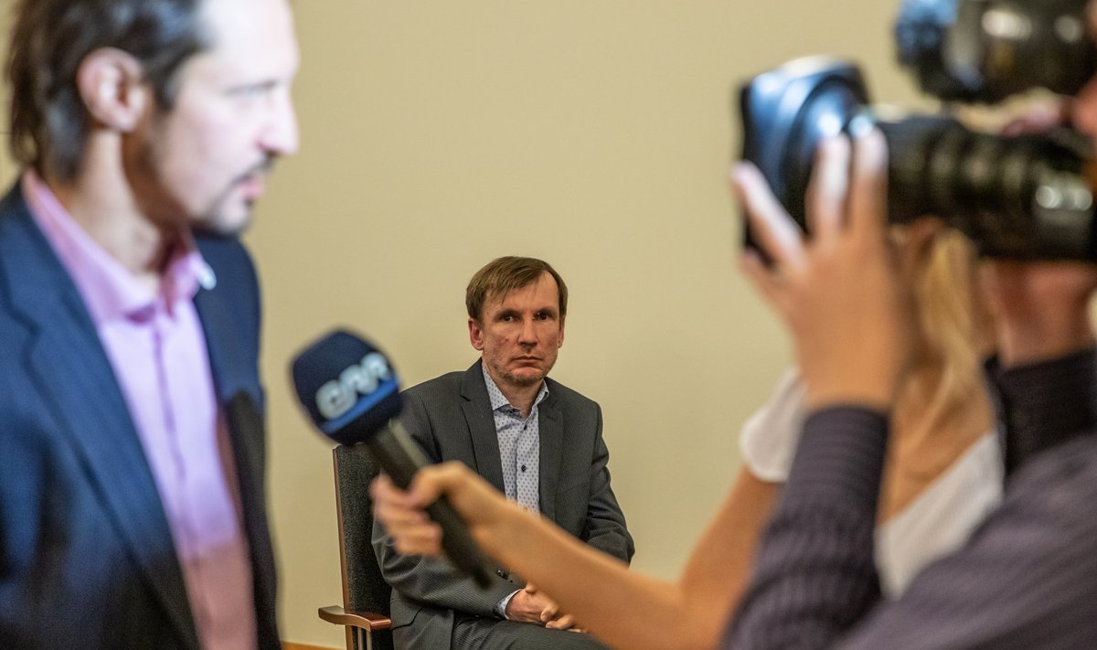 Indrek Saar (vasakul) kutsus eile Eesti Kontserdi nõukogu tagasi. Üks tagasikutsututest oli Margus Pärtlas (keskel).