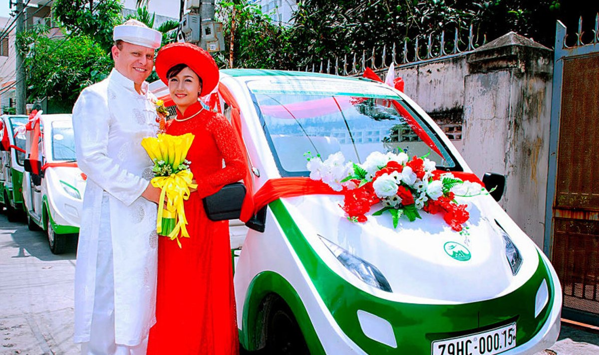 Mõistus ja tunded: Välismaalase pulma kaasamine on Vietnamis popp, seda nii külaliste kui ka pruudi-peigmehe kategoorias.