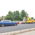 ФОТО: На Таллиннском шоссе автомобиль BMW сбил женщину