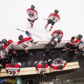 „Снова месяцы без льда“: родители нарвских хоккеистов возят детей на тренировки в другие города