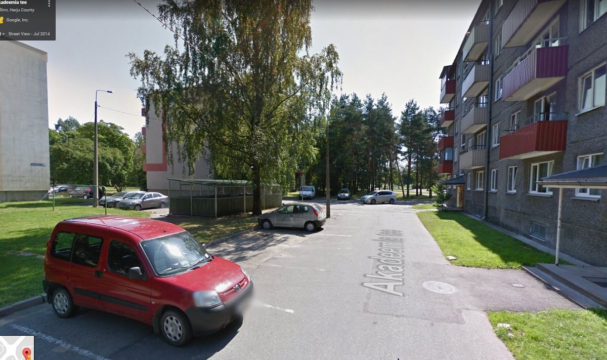 Tallinn, Akadeemia 68 juures (Google Street View ekraanitõmmis)