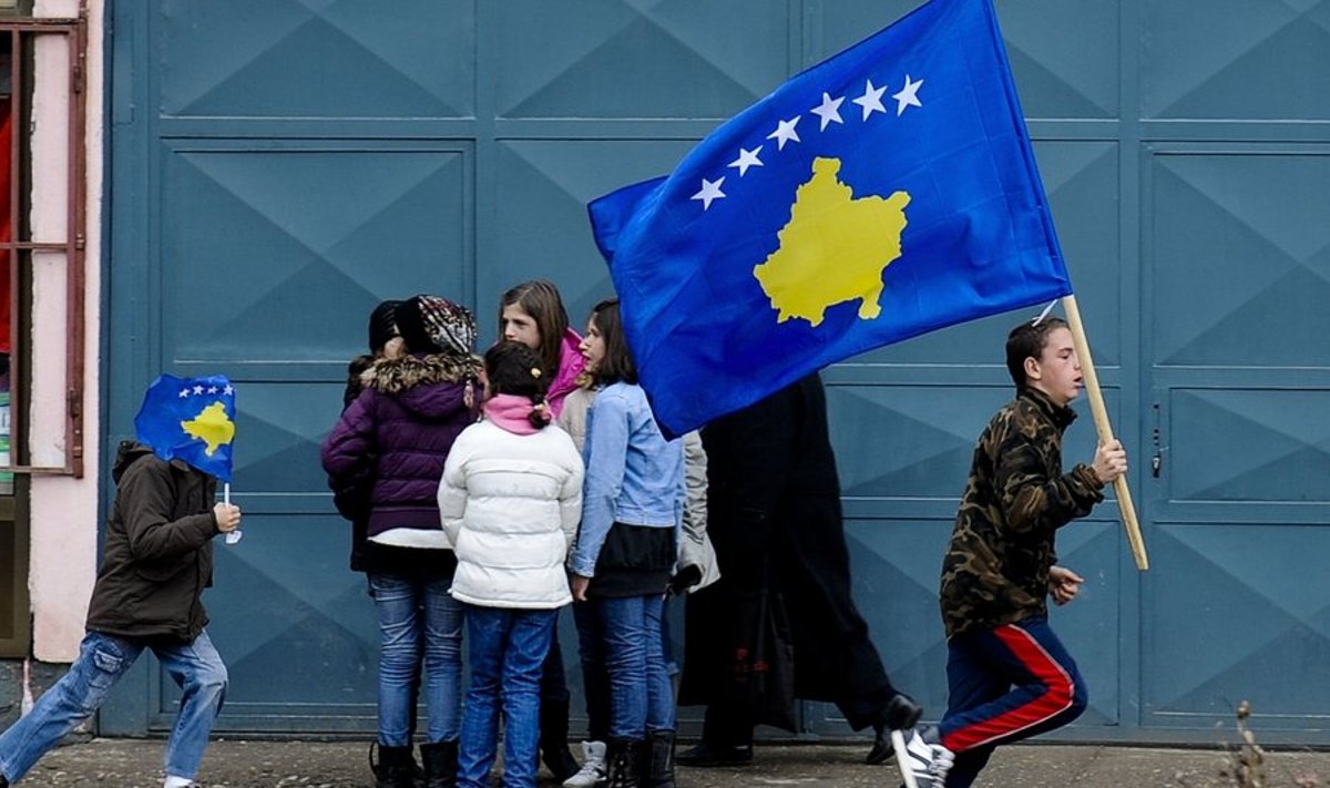 Poiss Kosovo lipuga