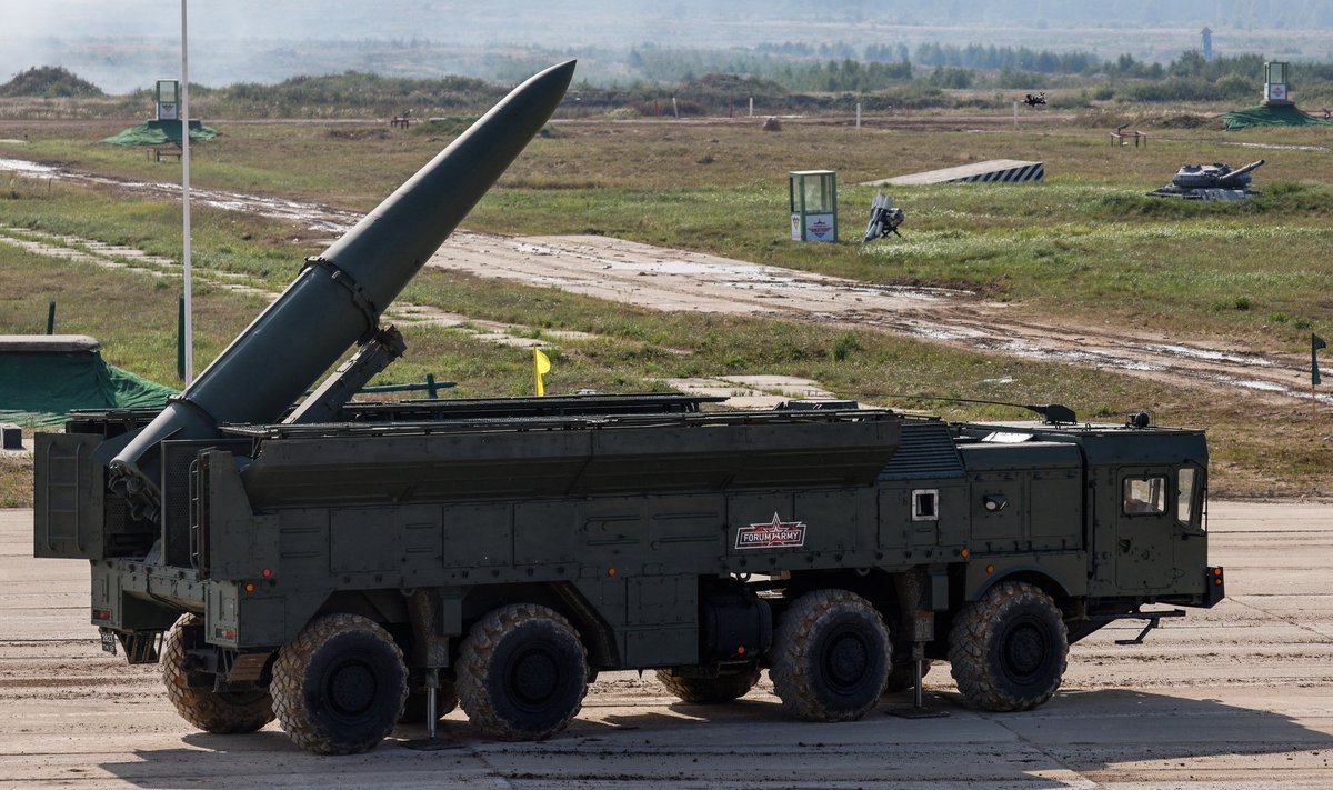 Российская ракетная установка «Искандер-Э» на военно-техническом форуме 2022 в Алабино под Москвой, Россия, 17 августа 2022 года