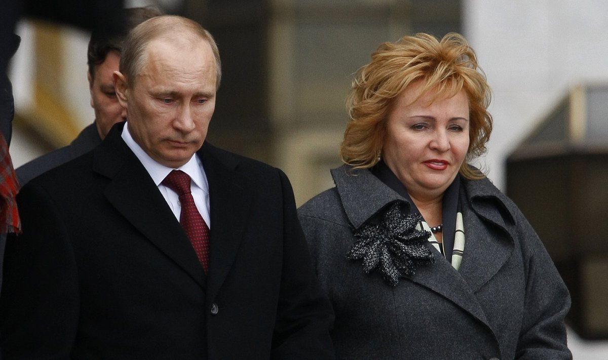 Vladimir Putin ja Ljudmila Putina olid abielus aastail 1983–2013. Aastast 2015 on naine abielus Vene ettevõtja Artur Otšeretnõiga.