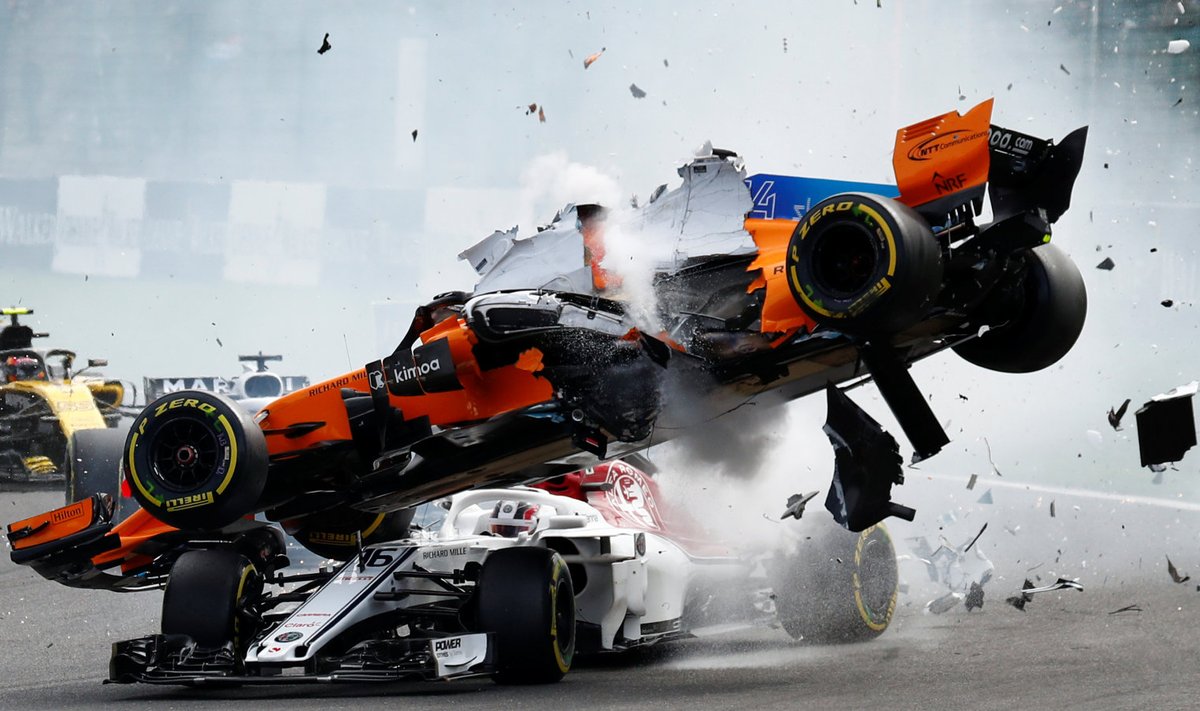 Fernando Alonso ja Charles Leclerci kokkupõrge