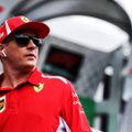 Kimi Räikkönen viskas kivi Ferrari kapsaaeda