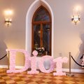 В замке Фалль, в Кейла-Йоа, открылась выставка, посвященная истории знаменитного дома мод „Christian Dior“