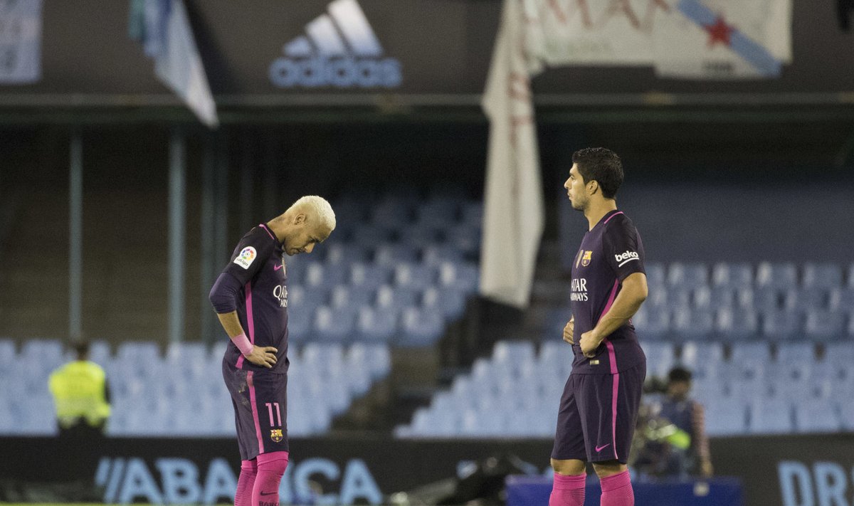Pettunud Neymar ja Suarez, Barcelona