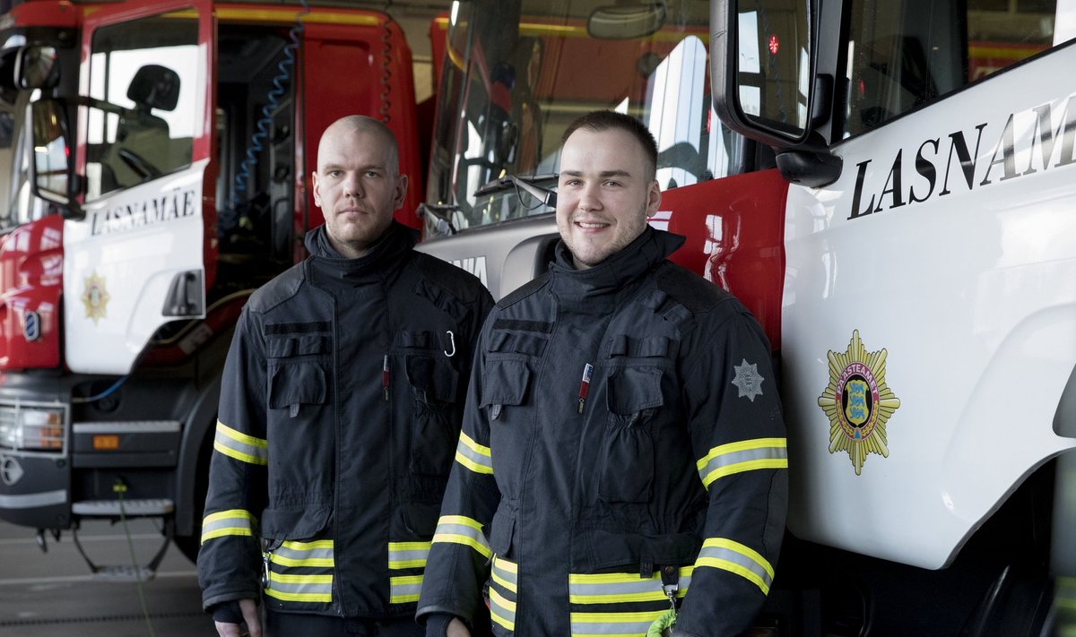 Kalle Sild (vasakul) ja Pavel Kulikov ütlevad, et tunnustuse üle rõõmsad, kuid tegelikult on iga päästetud elu taga suurema meeskonna töö.