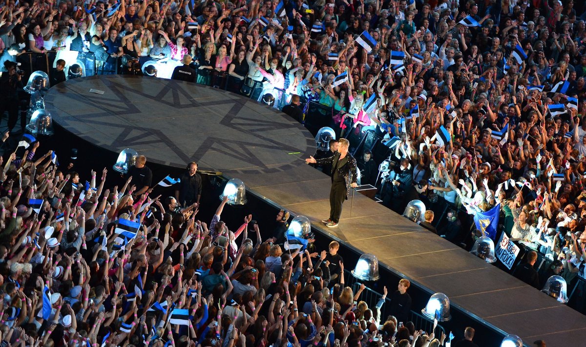 Robbie Williamsi kontsert kõrgusest pildistatuna