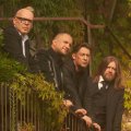 Kosmikud on tagasi: Peale kuueaastast pausi esitleb bänd oma kuuendat stuudioalbumit kuue kontserdiga Eestis ja Soomes