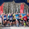 FOTOD | Tallinna Sinilillejooksul jooksis koos presidendiga veteranide auks üle 700 spordihuvilise