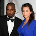 Kanye Westi ja Kim Kardashiani villast leiab kullatud WC-potid ja kristallidega külmiku