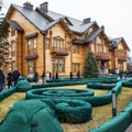 USKUMATUD FOTOD: Vaata Janukovõtši villa karjuvat toretsemist: presidendi kodust leiti laevu, autosid, kulda ja elusloomi!