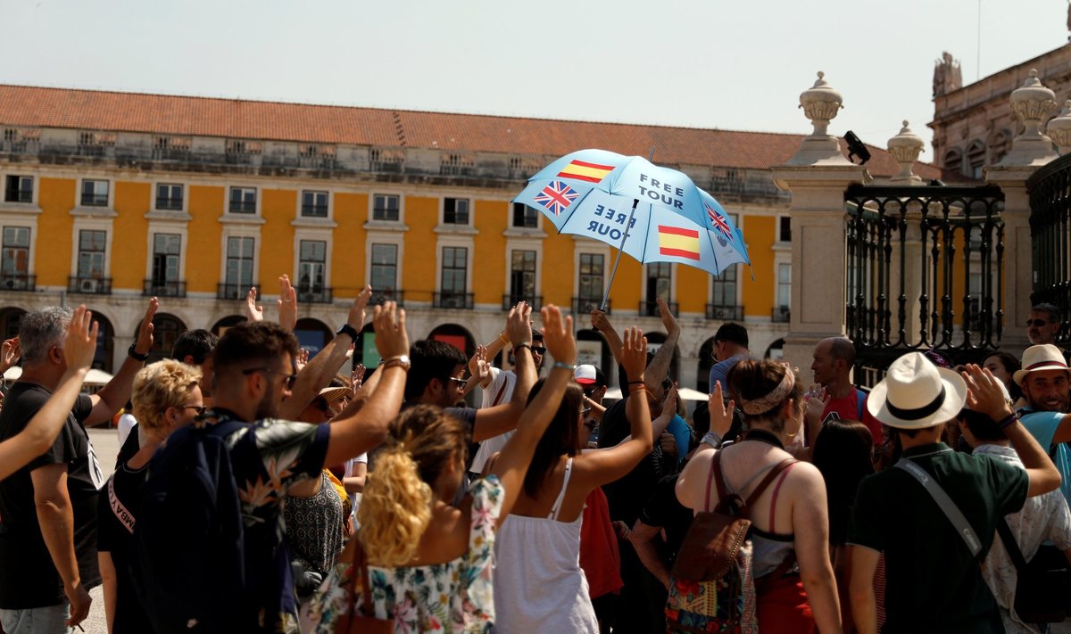 Lissabon maadleb ületurismiga.