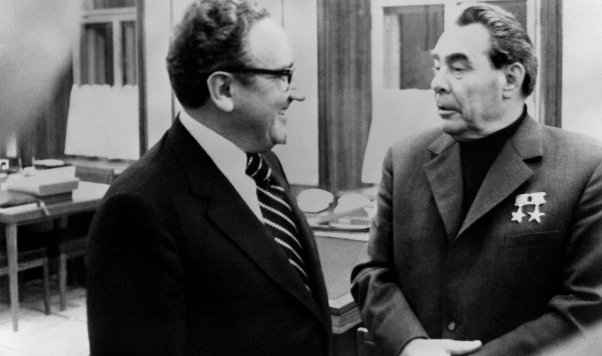 Realistlikku välispoliitikat ajanud Kissinger naeratas ka Nõukogudemaa juhtidele