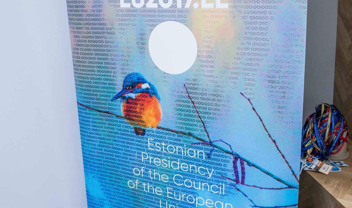 Eesti Euroopa Liidu Nõukogu eesistumise visuaalne identiteet ja põhisünum