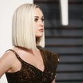 Katy Perry šokeeris fänne ja ajas juuksed nulli!