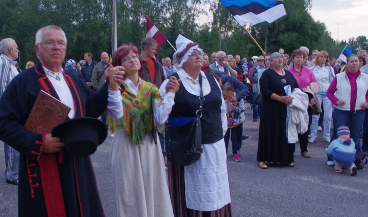 Piiril lehvisid nii Eesti kui Läti lipud