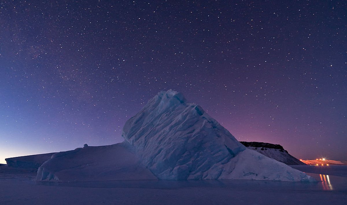 Illustreeriva tähendusega foto jäämäest Gröönimaa lähedal. (Wikimedia Commons / NASA / Jeremy Harbeck)