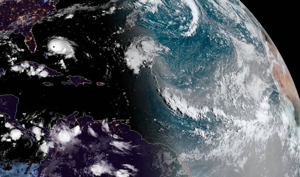 Vaade ilmaruumist: viienda kategooria orkaan Dorian oma jõu tipus Bahama kohal (Foto: Wikipedia / NOAA GOES-16)