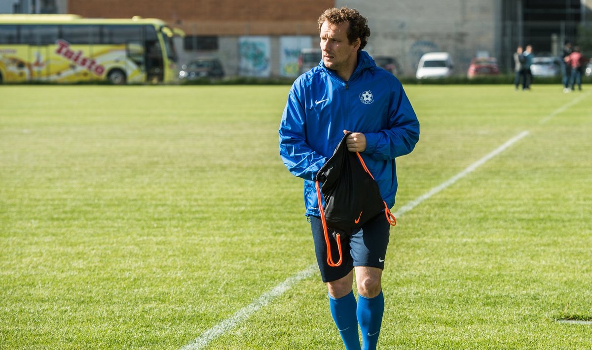 Konstantin Vassiljev Eesti jalgpallikoondise treeningul