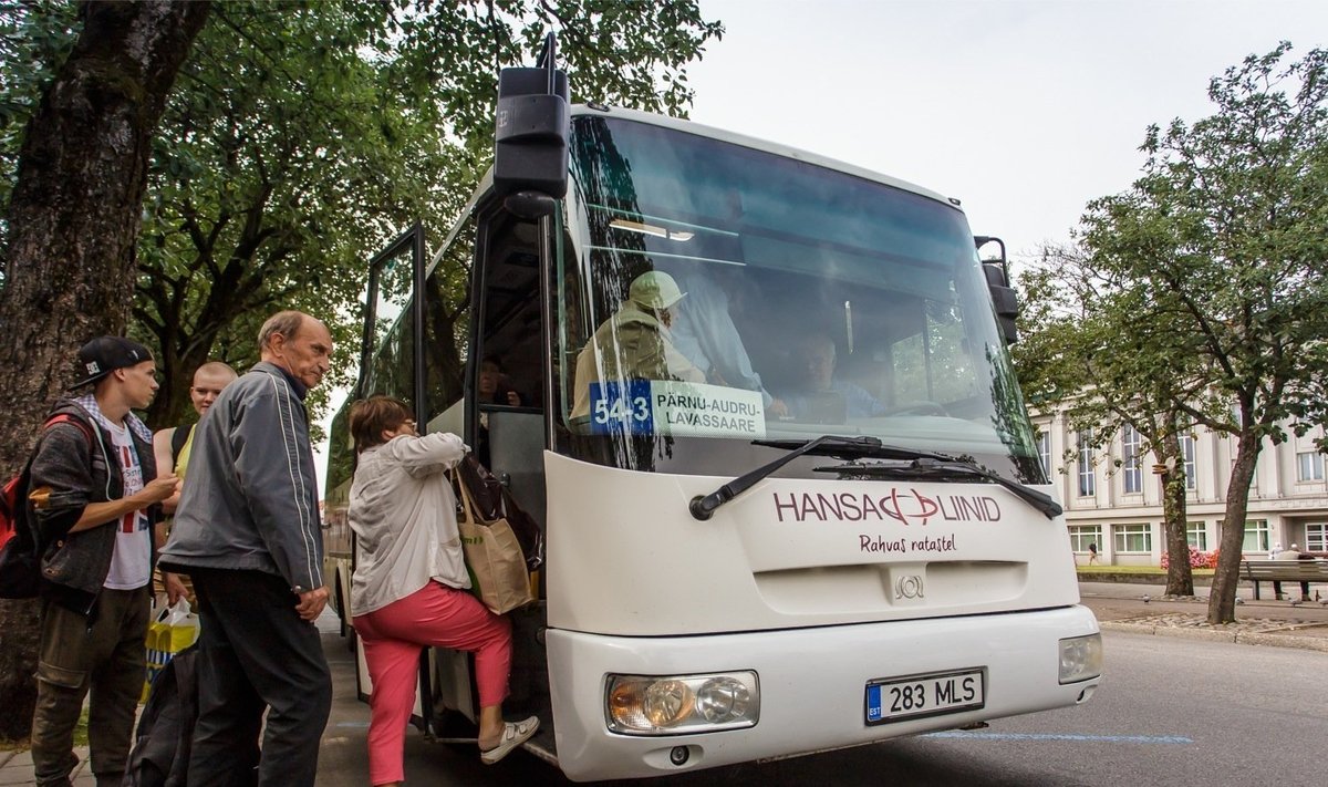 Hansa Bussiliinid AS pakub teenust Eestimaa eri piirkondades.