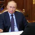 Путин подписал указ о военном положении на аннексированных территориях Украины. В Кремле заявили, что не собираются закрывать границы России