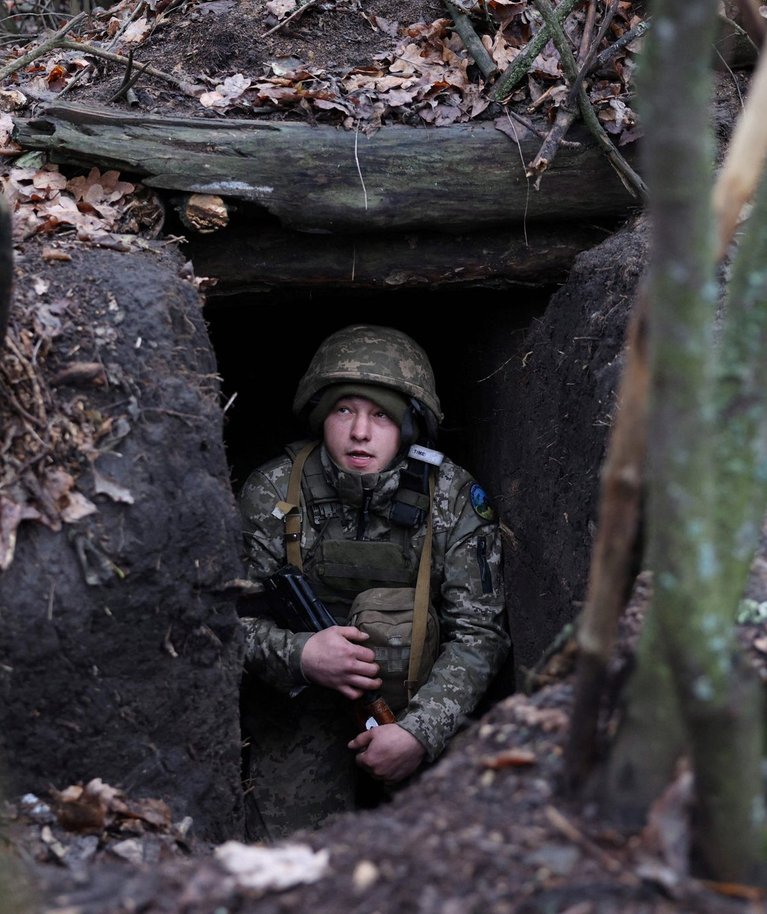 Ukraina sõjaväelane Bahmuti rindel. Foto tehtud 18. novembril 2023.