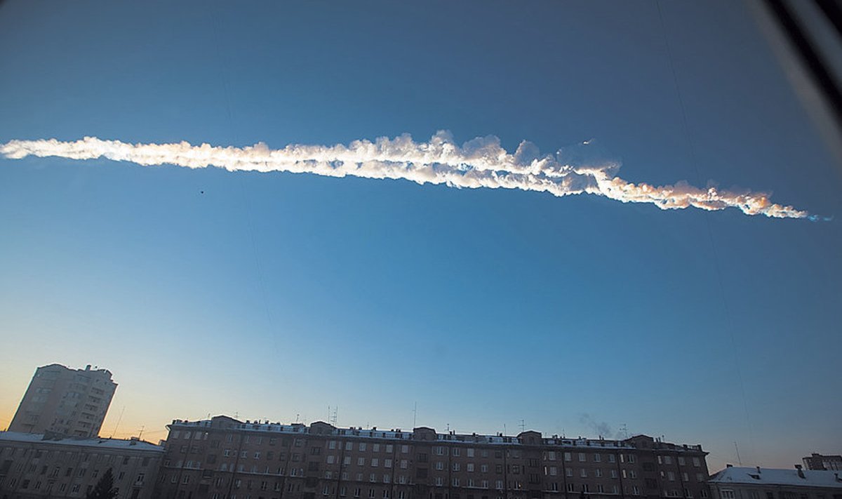 15. veebruaril Venemaal Tšeljabinski kohal plahvatanud meteoorist on erakordselt palju pilte ja videosalvestusi, mida uurida.