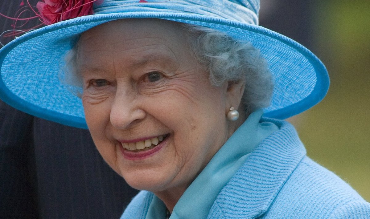 ELISABETH II