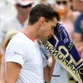 French Openi finalist langes Wimbledonis konkurentsist juba avaringis