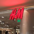 Покупатели в H&M оказали помощь потерявшей сознание женщине, так как персонал помогать отказался
