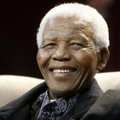 Nelson Mandela lasti haiglast koju