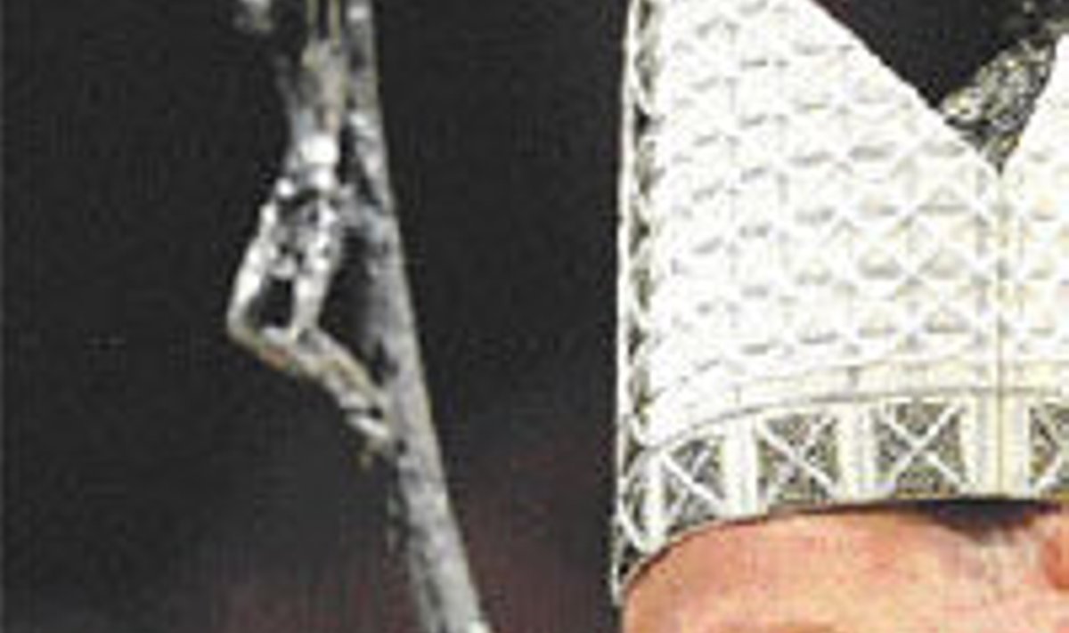 Itaalia meedia teatel ajas ka Johannes Paulus II kurja vaimu välja.