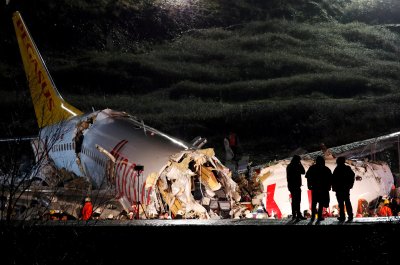 Lennuõnnetus Istanbulis. 