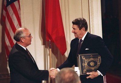 Ronald Reagan, Mihhail Gorbatšov