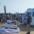 Два пассажирских поезда столкнулись в Пакистане, погибли по меньшей мере 30 человек