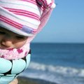 Eesti emad lükkavad lapsevankrid ka külma ilmaga välja — mida beebi õuesmagamise juures jälgida