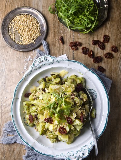 Kartulisalat parmesani ja rukolaõliga