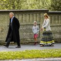 FOTOD | Perega festivalil: Toomas Hendrik Ilves saabus Viljandi folgile abikaasa ja lastega